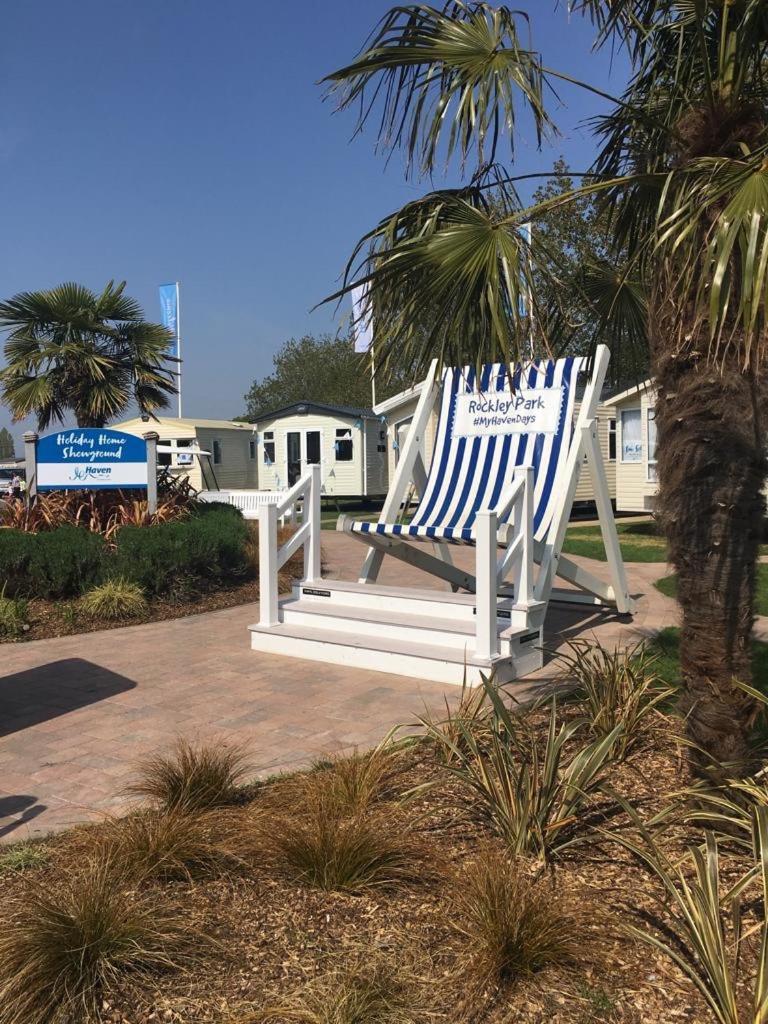 Rockley Park - Coral Ξενοδοχείο Poole Εξωτερικό φωτογραφία